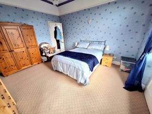 Main Bedroom - click for photo gallery